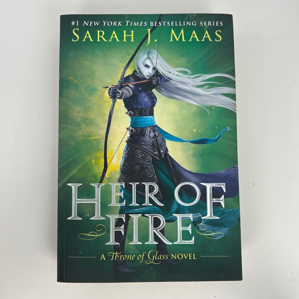 Heir of Fire Paperback by Sarah J. Maas Throne of Glass